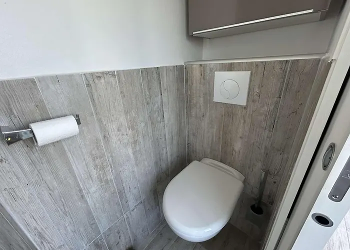 Διαμέρισμα Climatise 2 Pieces Avec Parking Pres De La - Fr-1-250-309 Le Grau-du-Roi